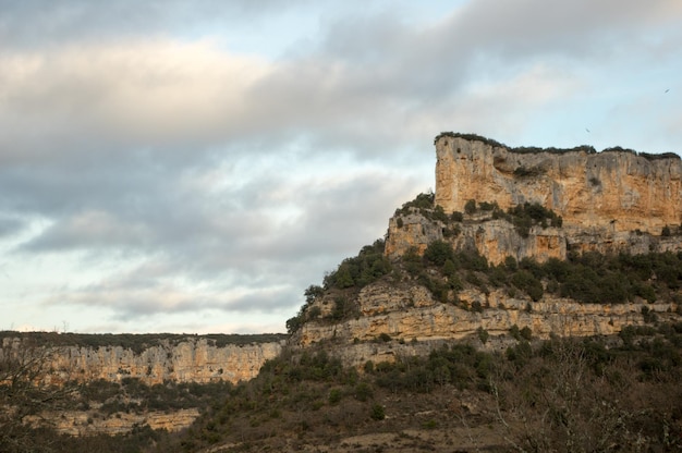 Foto gratuito atardecer en las montañas
