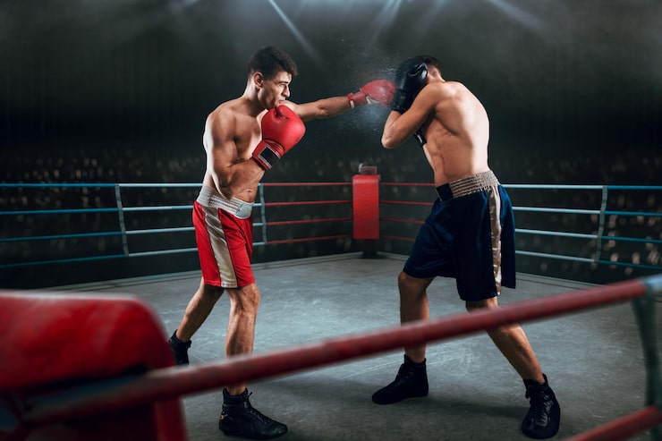 Foto gratuito boxeadores luchando en el ring
