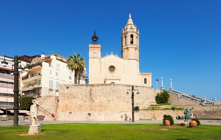 Foto gratuito iglesia de sant bartomeu i santa tecla en sitges