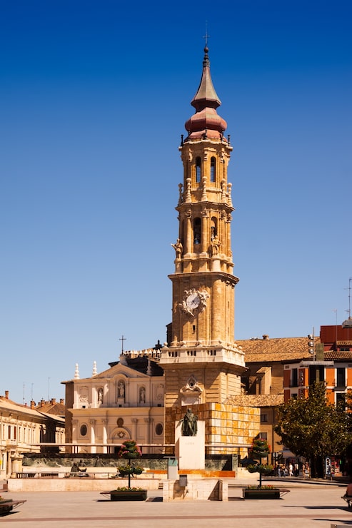 Foto gratuito verano de la catedral de la seo