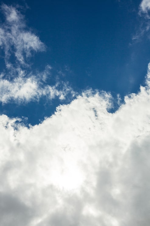Foto gratuito vista del hermoso cielo y las nubes