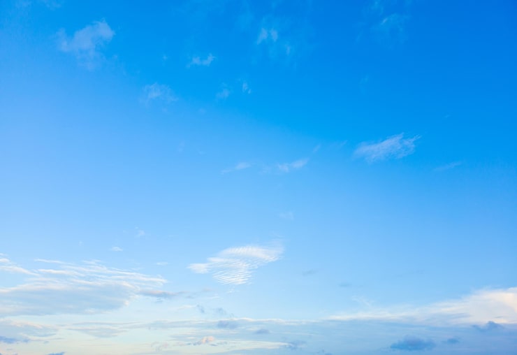 Foto gratuito bella nube bianca sul cielo blu