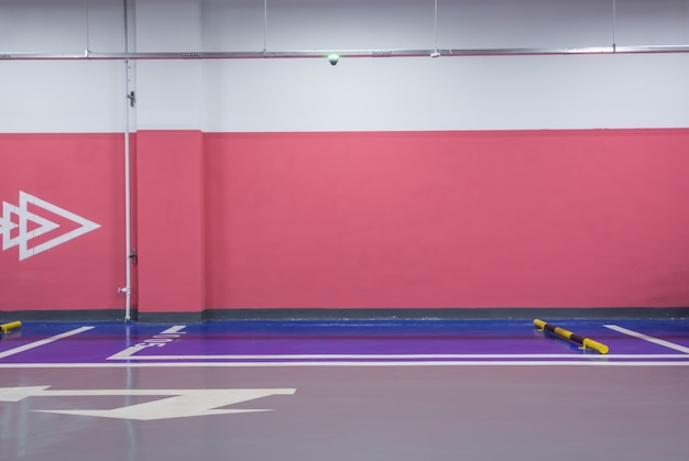 Foto gratuito muro parcheggio