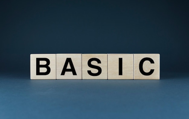 Foto cubos básicos forman la palabra básica