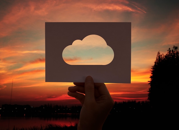 Gratis Foto cloud computing nettverkstilkobling perforert papir