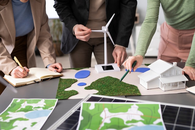 Forskere som leter etter alternative energikilder