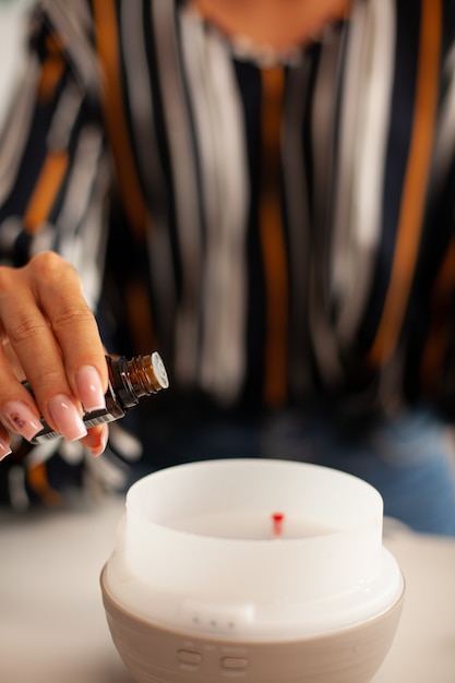 Gratis Foto helle eteriske oljer i diffuser for aromaterapi