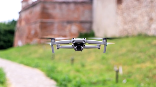 Gratis Foto nærbilde av en flygende drone