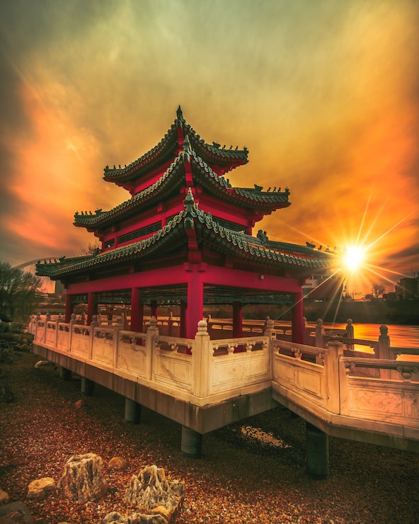 Gratis Foto pagode ved solnedgang