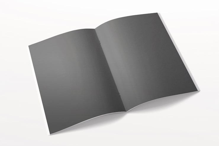 Gratis Foto åbent magasin eller brochure isoleret på hvid baggrund. sorte tomme sider.