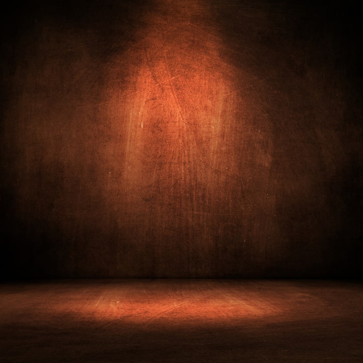 Gratis Foto grunge indretning med spotlight, der skinner nedad