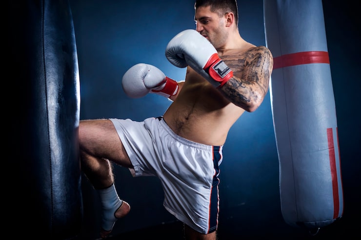 Gratis Bild motiverande träning genom att kickboxas
