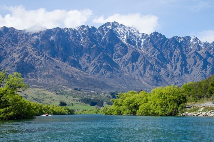 Gratis Bild vacker utsikt över bergskedjan the remarkables i queenstown, nya zeeland
