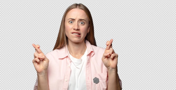 Gratis PSD krysser fingrene engstelig og håper på lykke til med et bekymret blikk