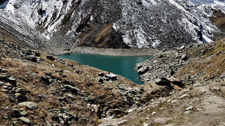 Photo satopanth tal uttarakhand india