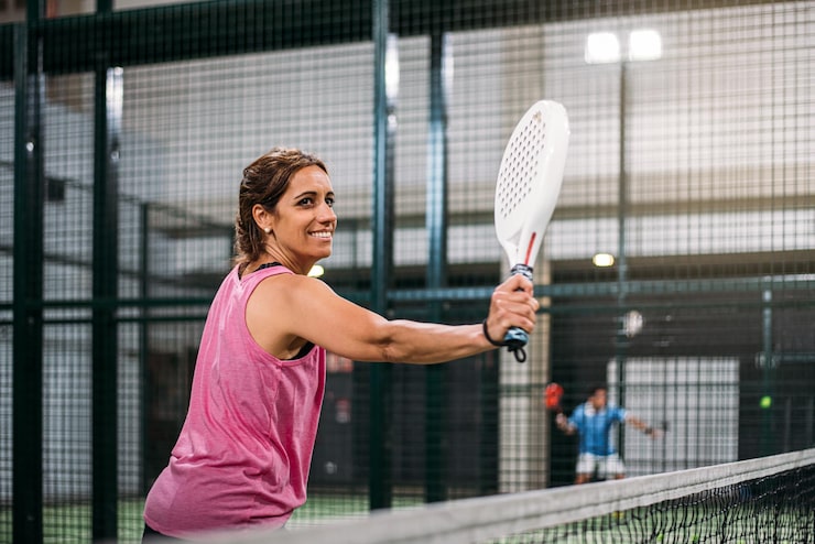 Miễn phí Photo người phụ nữ chơi padel