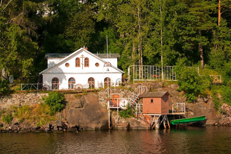 Foto vannpumpestasjonen og huset karelia valaam island
