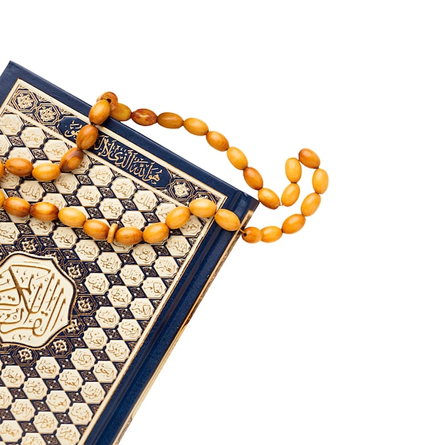 PSD Gratis kitab al-qur'an terisolasi