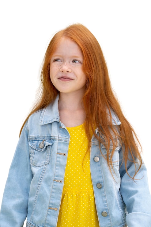 PSD gratuito retrato de estudio de niña adorable