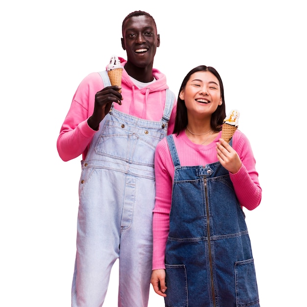PSD gratuit vue de devant de jeunes amis posant dans le studio