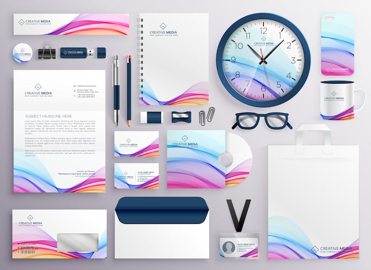 Vector gratuito elegante gran conjunto de artículos de papelería de negocios