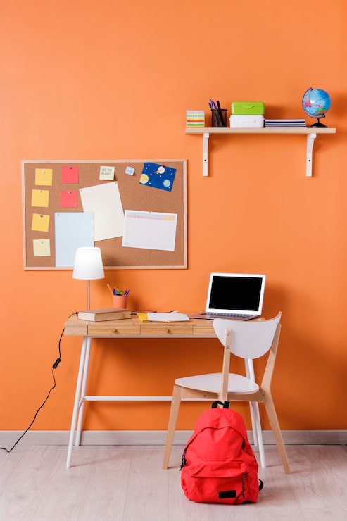 Gratis Foto interieurontwerp van kinder bureaus